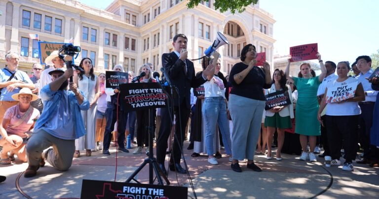 Texas-Democratic-legislators-flee-state-to-protest-GOPs-redistricting-plan.jpg