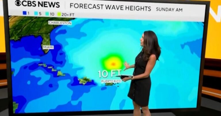 Tropical-Storm-Erin-nears-hurricane-strength.jpg