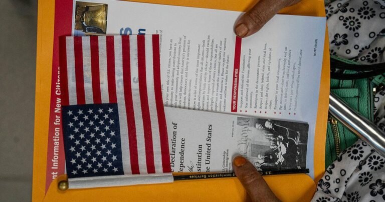 US-to-resume-neighborhood-checks-for-citizenship-applications-as-part.jpg